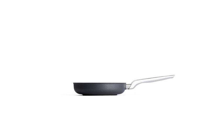 Woll Diamond Lite Pro Diamond Reinforced Non-stick, Anti-Corrosion, Cut-Resistant, Light Weight Fry Pan with Stainless Steel Handle, 8-Inch, Made in Germany - Image 7