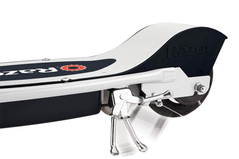 Razor E200 Electric Scooter for Kids Ages 13+ - 8" Pneumatic Tires, 200-Watt Motor, Up to 12 mph and 40 min of Ride Time, For Riders up to 154 lbs - Image 3