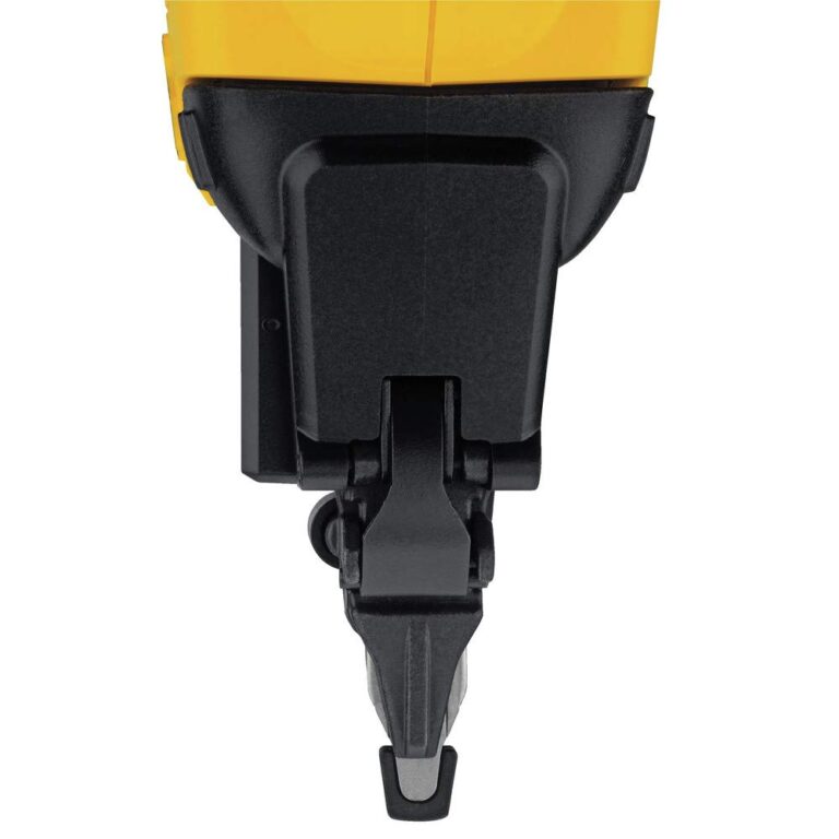 DEWALT 20V MAX* Cordless Brad Nailer Kit, 18GA (DCN680D1) - Image 2