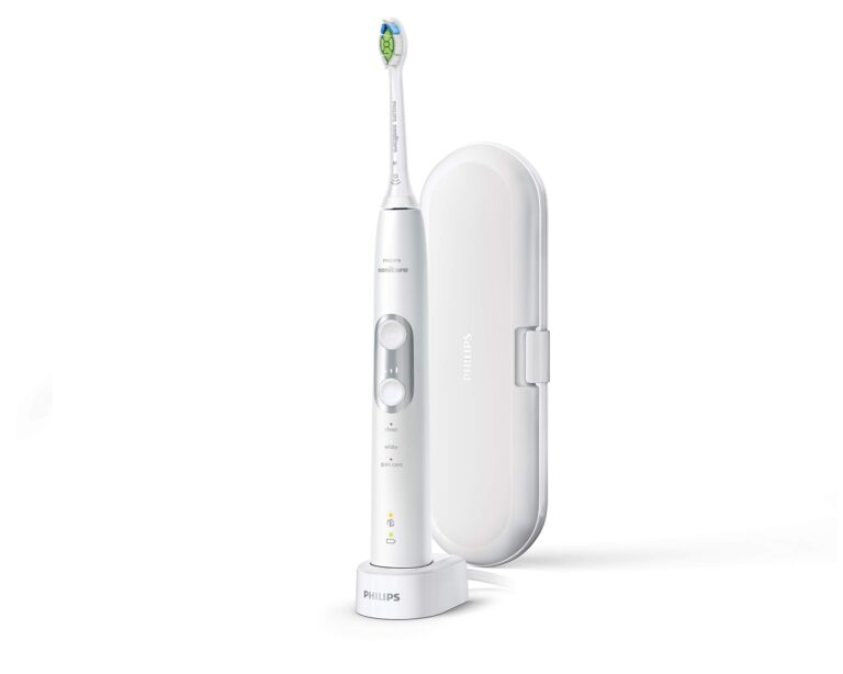 Philips Sonicare Protective Clean 6100 White and 2 pack Premium Plaque Control Brush Head Bundle - Image 8