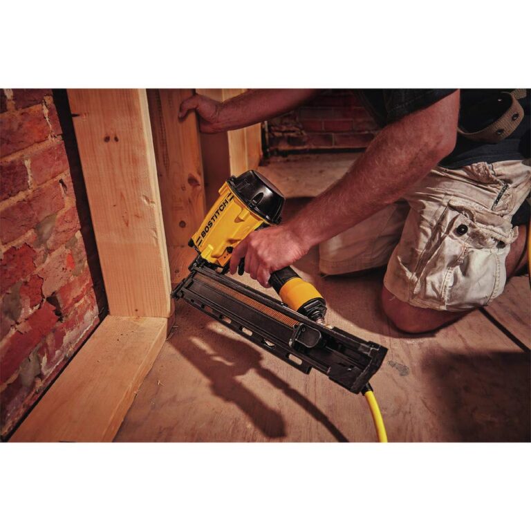 BOSTITCH Framing Nailer, Wire Weld, 28 Degree, 2 to 3-1/4-Inch, Pneumatic (BTF83WW) - Image 3