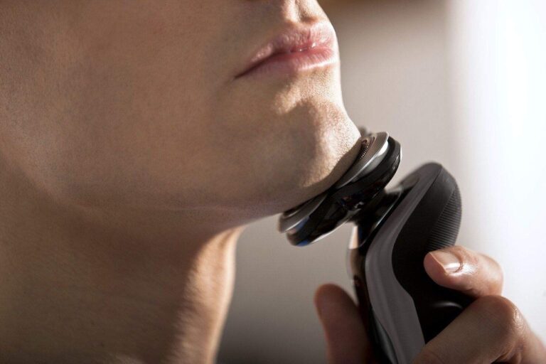 Philips Norelco Shaver, Silver - Image 5