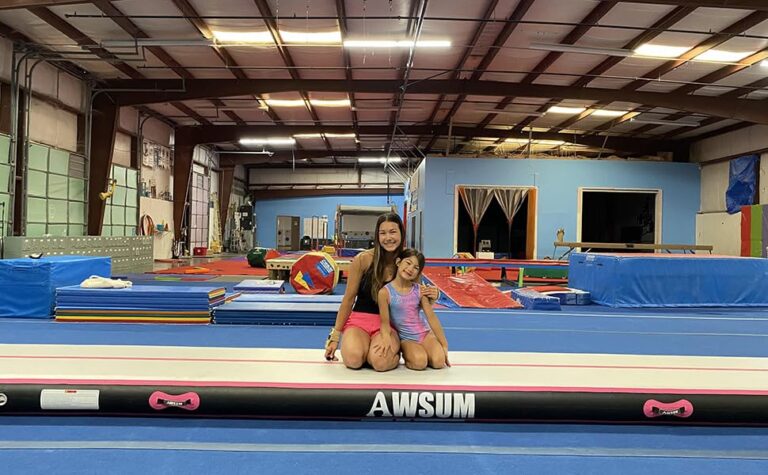 AWSUM 13ft Gymnastics Mat with Air Roller Tumbling Barrel Back Somersault Backbend Trainer for Inflatable Gymnastics Springboard Back Handspring Equipment, with Electric Pump - Image 2