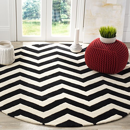 SAFAVIEH Chatham Collection Area Rug - 9' Round, Ivory & Black, Handmade Chevron Wool, Ideal for High Traffic Areas in Living Room, Bedroom (CHT715A)