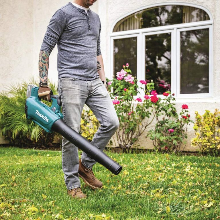 Makita XBU03Z 18V LXT® Lithium-Ion Brushless Cordless Blower, Tool Only - Image 4