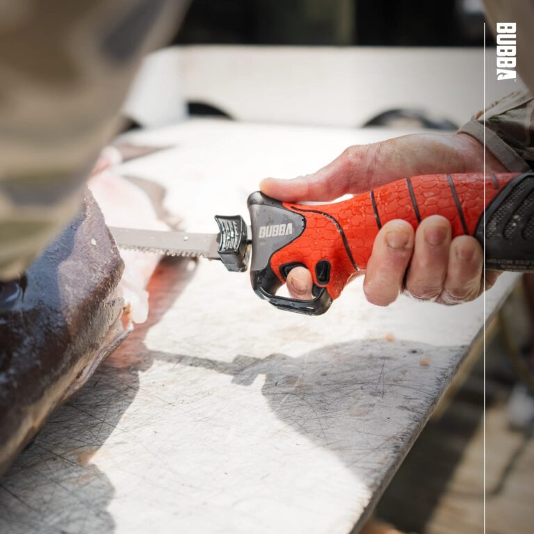 BUBBA Pro Series Lithium-Ion Electric Fillet Knife with Non-Slip Grip Handle, 4 Ti-Nitride S.S. Coated Non-Stick Reciprocating Blades, Charger and Case for Fishing - Image 3
