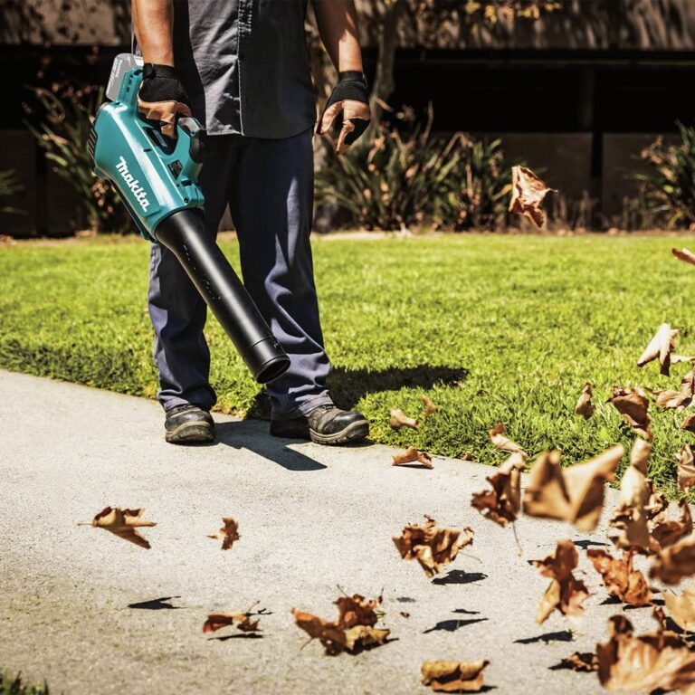 Makita XBU03Z 18V LXT® Lithium-Ion Brushless Cordless Blower, Tool Only - Image 5