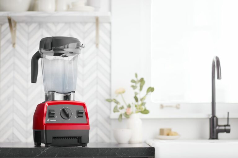 Vitamix Explorian Blender, Professional-Grade, 64 oz. Low-Profile Container, Red (Renewed Premium) - Image 6