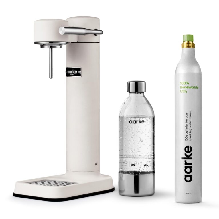aarke Carbonator lll with CO2 Cylinder, Sparkling & Carbonation Water Machine, Stainless Steel with PET BPA-Free Reusable Bottle Volume 800 mL (Matte White)