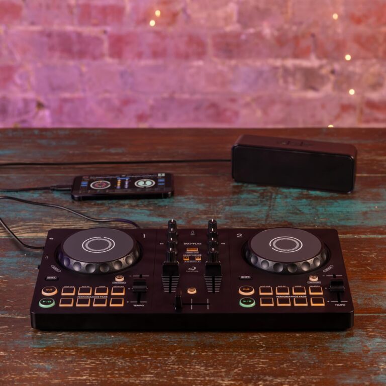 Pioneer DJ AlphaTheta DDJ-FLX2 Compact 2-Channel DJ Controller - Image 7
