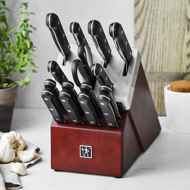 HENCKELS Solution Razor-Sharp 16-Piece Self Sharpening Knife Block Set, Chef Knife, Bread Knife, Steak Knife, German Engineered Knife Informed by 100+ Years of Mastery - Image 3