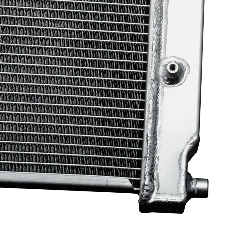 6.0 Powerstroke Radiator Compatible with 2003-2007 Ford Excrusion F250 F350 F450 Diesel Super Duty V8, Ford F250 Radiator, Ford F350 Radiator, 1 Row Full Performance Aluminium Radiator - Image 2