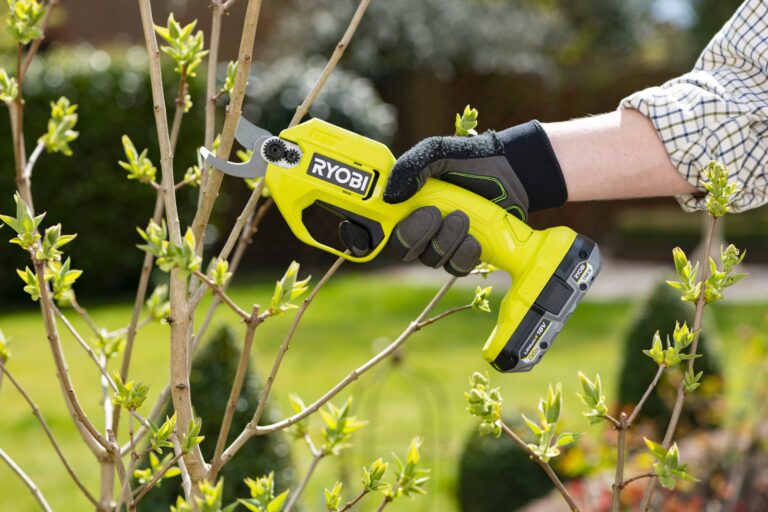 Ryobi RY18SCA-0 18V ONE+ Cordless Secateurs (Bare Tool), Black - Image 11