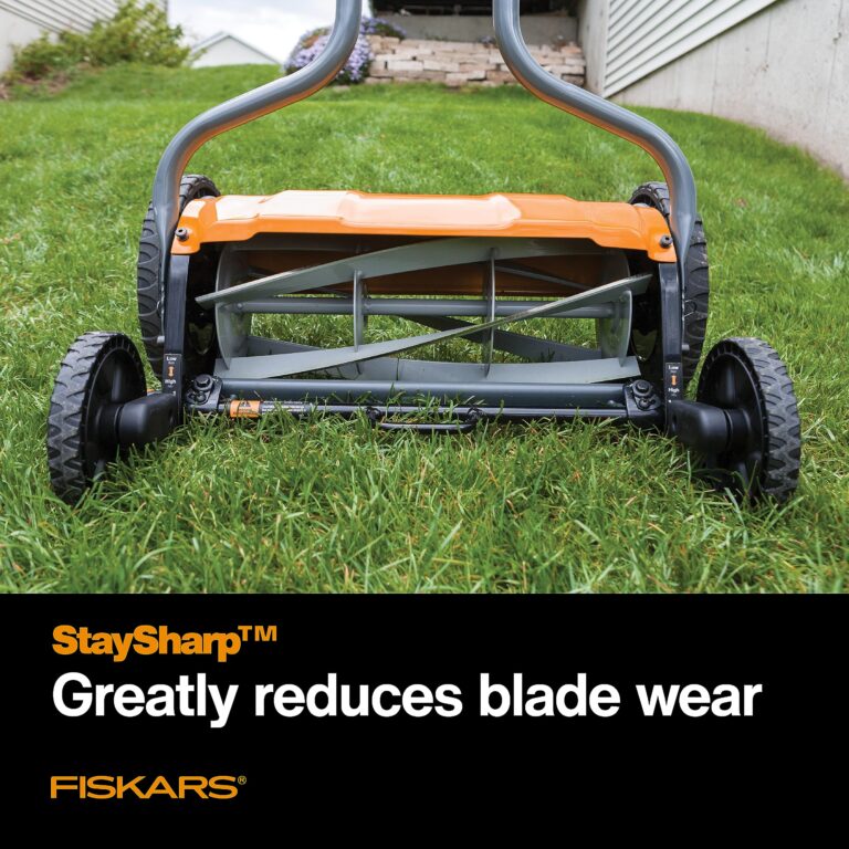 Fiskars Push Reel Lawn Mower, StaySharp, Self-Propelled Manual Eco-Friendly Cordless Grass Trimmer, 17" Cut Width - Image 5