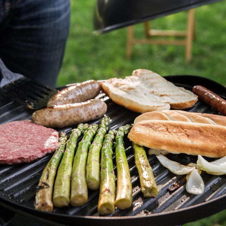 George Foreman Indoor/Outdoor Electric Grill (15-Serving) and George Foreman GFA0240RDCG Round Grill Cover - Image 5