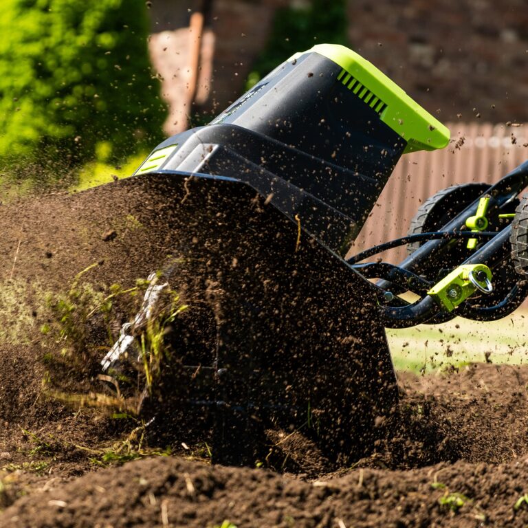 Earthwise Power Tools by ALM TC70125EW Tiller, 16-Inch, 12.5-Amp, Black - Image 3