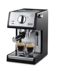 De'Longhi 15-Bar Pump Espresso Machine with Manual Milk Frother for Latte, Cappuccino, Black, ECP3420